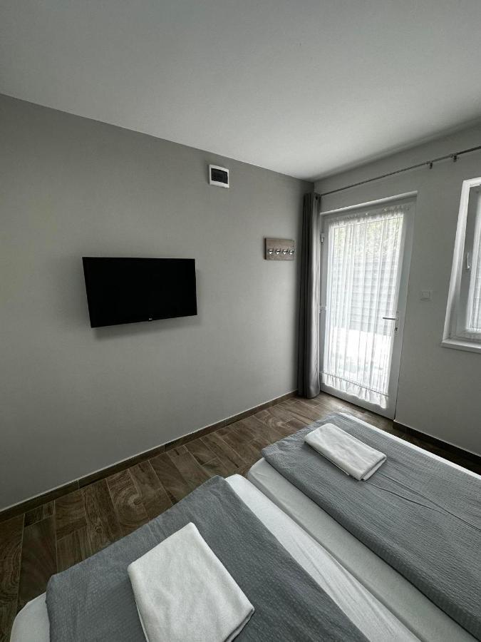 Freedom Apartman Apartment มูราฮาลอม ภายนอก รูปภาพ